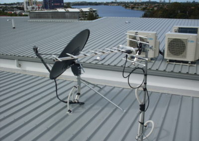 RC Gallery Smatv Matv Dish Roof Commercial Antenna Lnb
